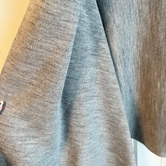 Zara Knit reversible Grey and Beige sweater - Size Medium - Picture 8 of 8